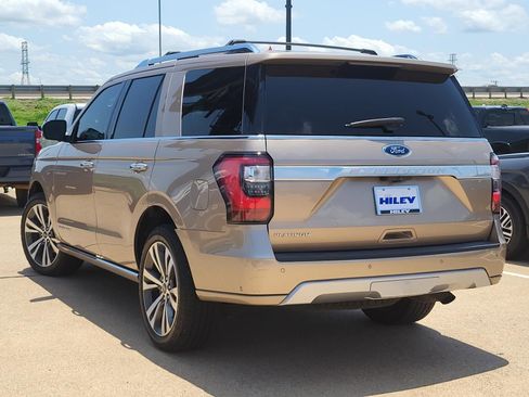 Used 2020 Ford Expedition Platinum AWD/4WD image 3