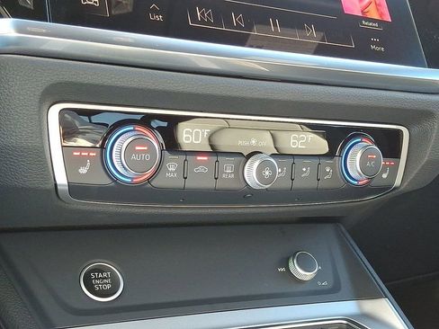 New 2025 Audi Q3 2.0T Premium image 15