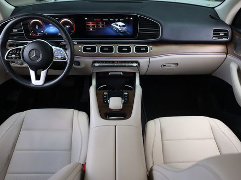 Used 2021 Mercedes-Benz GLE 350 image 2