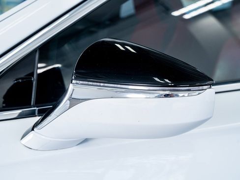 Used 2018 Lexus LS 500 F Sport w/ Accessory Package (Z2) image 22