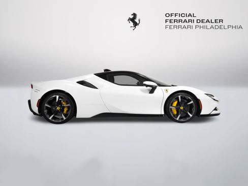 Certified 2022 Ferrari SF90 Stradale AWD/4WD image 8