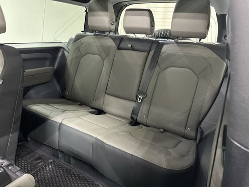 Used 2025 Land Rover Defender 90 S AWD/4WD image 22