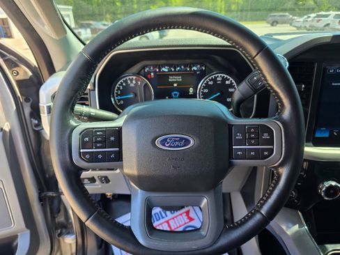 Used 2022 Ford F150 XLT w/ Equipment Group 302A High image 12