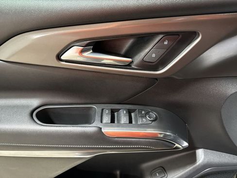 Certified 2024 Chevrolet Traverse LT image 21