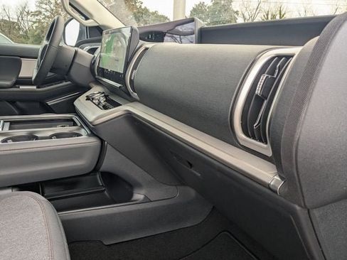 New 2025 Ford Expedition Active RWD image 35