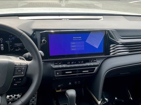 Used 2025 Toyota Camry XSE image 6