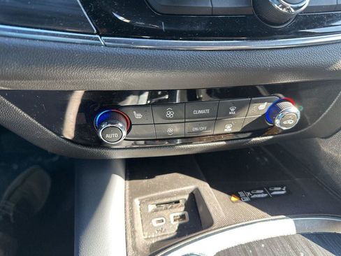 Used 2024 Buick Enclave Essence w/ LPO, Floor Liner Package AWD/4WD image 10