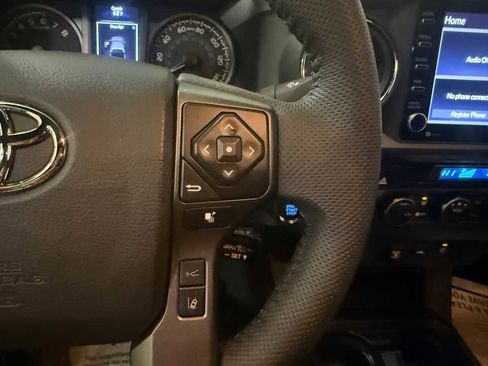 Certified 2023 Toyota Tacoma TRD Off-Road image 30