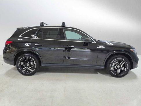 Used 2023 Mercedes-Benz GLC 300 4MATIC image 2