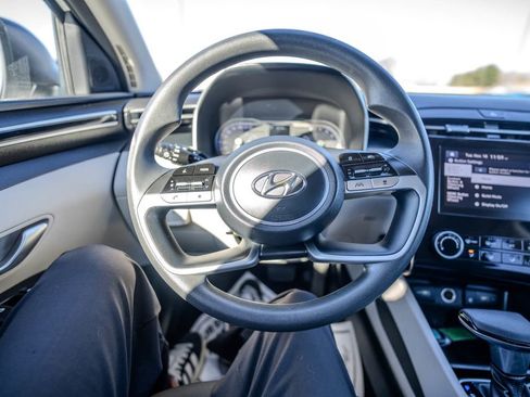 Certified 2023 Hyundai Tucson SEL image 17