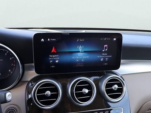 Used 2020 Mercedes-Benz GLC 300 4MATIC Coupe image 24