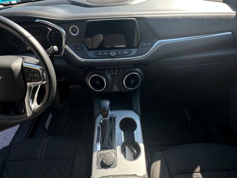 Used 2019 Chevrolet Blazer LT image 20