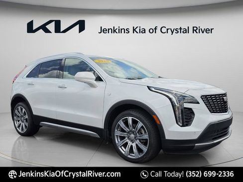 Used 2020 Cadillac XT4 Premium Luxury w/ Driver Assist Package FWD image 2