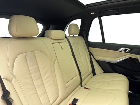 Used 2020 BMW X5 sDrive40i w/ Premium Package image 54