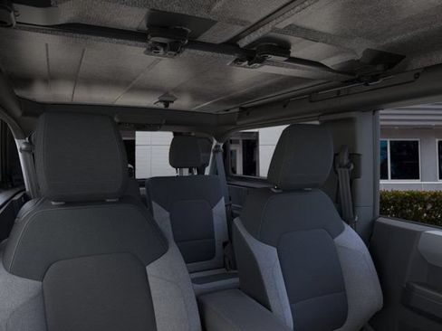 New 2026 Ford Bronco 2-Door AWD/4WD image 12