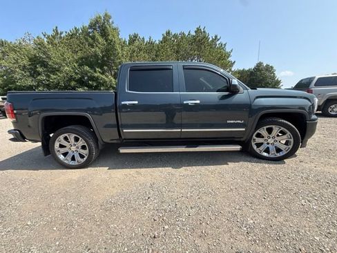 Used 2018 GMC Sierra 1500 Denali w/ Denali Ultimate Package AWD/4WD image 7