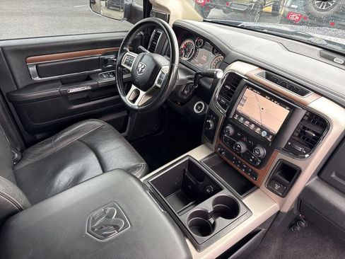 Used 2015 RAM 2500 Laramie w/ Convenience Group AWD/4WD image 33