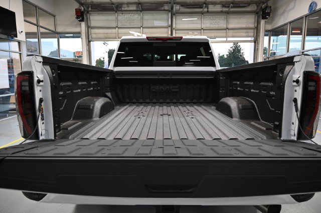 New 2026 GMC Sierra 2500 AT4 w/ AT4 Premium Plus Package AWD/4WD image 8
