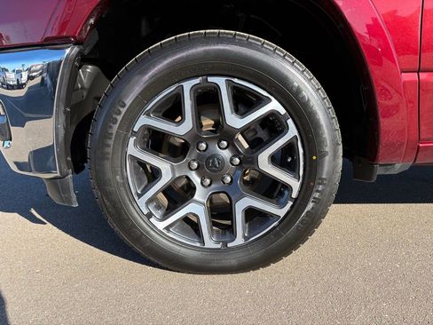 Used 2025 RAM 1500 Laramie image 9