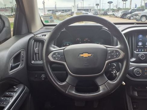 Used 2022 Chevrolet Colorado LT w/ LT Convenience Package RWD image 18