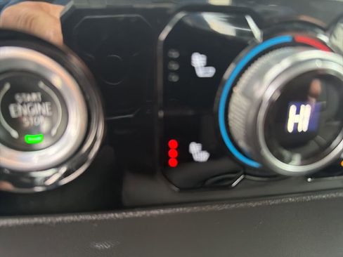 Used 2022 Chevrolet Silverado 1500 LT image 19