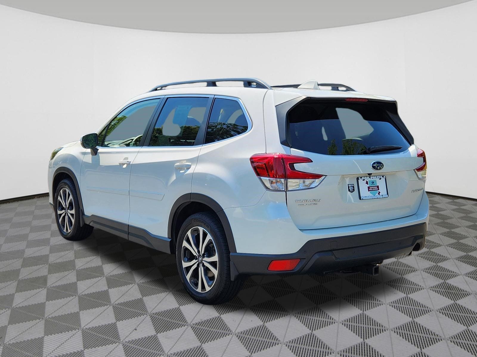 Certified 2023 Subaru Forester Limited AWD/4WD image 3