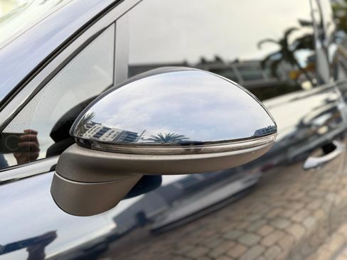 Used 2020 Porsche Cayenne image 16