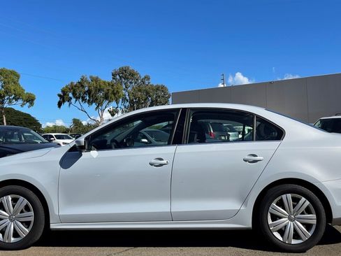 Used 2016 Volkswagen Jetta S FWD image 2