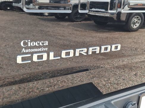 Used 2022 Chevrolet Colorado ZR2 AWD/4WD image 32