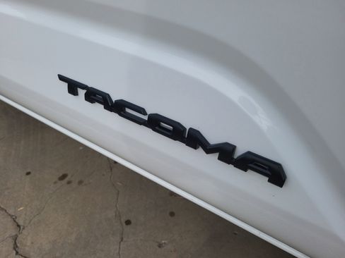 New 2026 Toyota Tacoma TRD Off-Road w/ TRD Off Road Premium Package AWD/4WD image 8
