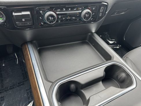 Used 2024 Chevrolet Silverado 3500 High Country w/ High Country Premium Package image 18