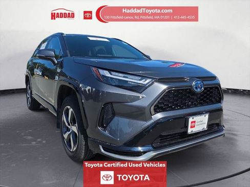 Certified 2024 Toyota RAV4 SE w/ Weather & Moonroof Package AWD/4WD image 8
