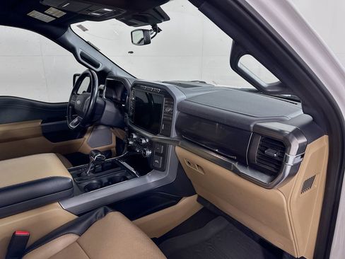 Used 2022 Ford F150 Lariat w/ Max Trailer Tow Package AWD/4WD image 29