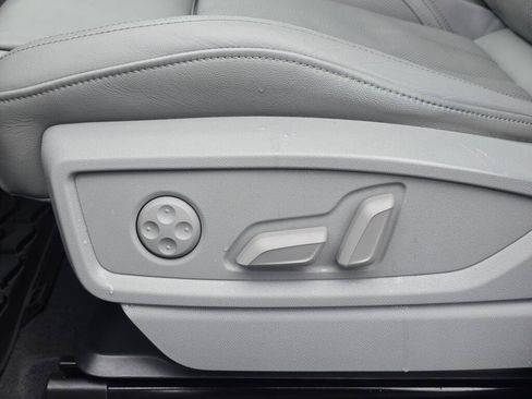 Used 2021 Audi Q5 Prestige w/ Prestige Package AWD/4WD image 41