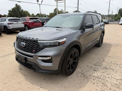 Used 2021 Ford Explorer ST w/ Equipment Group 401A AWD/4WD image 3