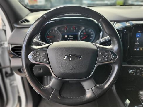 Used 2022 Chevrolet Traverse RS image 14