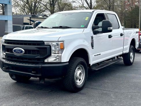 Used 2020 Ford F250 XL w/ Power Equipment Group image 2