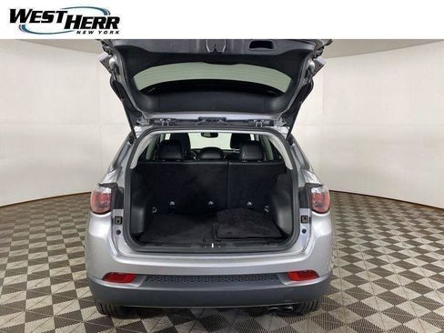 Used 2022 Jeep Compass Limited AWD/4WD image 47