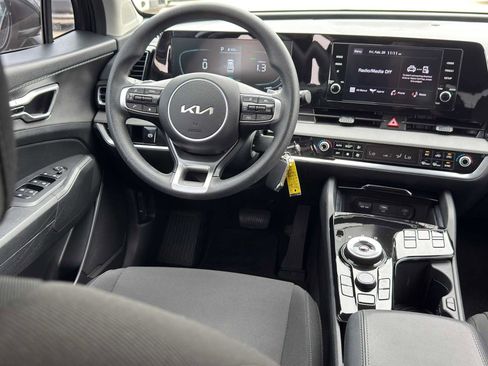 Certified 2023 Kia Sportage LX image 30