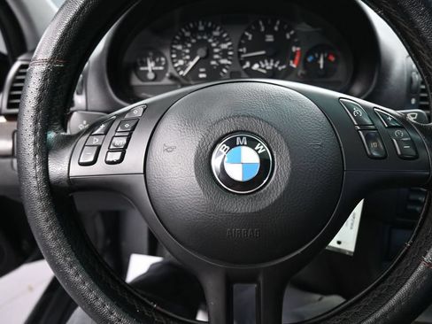 Used 2002 BMW 325i Sedan RWD image 30