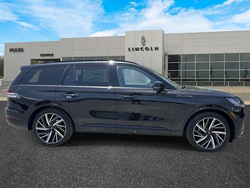 New 2026 Lincoln Aviator Black Label w/ Jet Appearance Package AWD/4WD image 2
