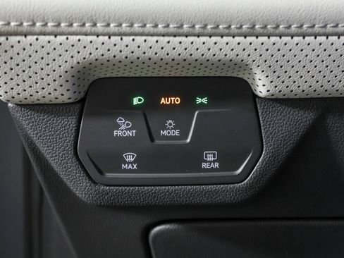Used 2024 Volkswagen Atlas Cross Sport SEL Premium R-Line AWD/4WD image 26