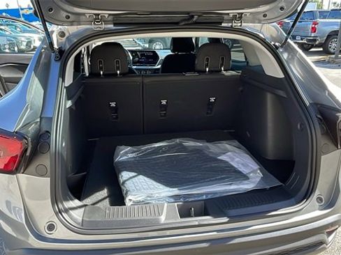 New 2026 Chevrolet Trax LS w/ Driver Confidence Package image 29
