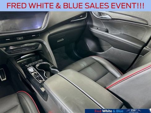 Used 2023 Buick Envision Essence w/ Sport Touring Package AWD/4WD image 23