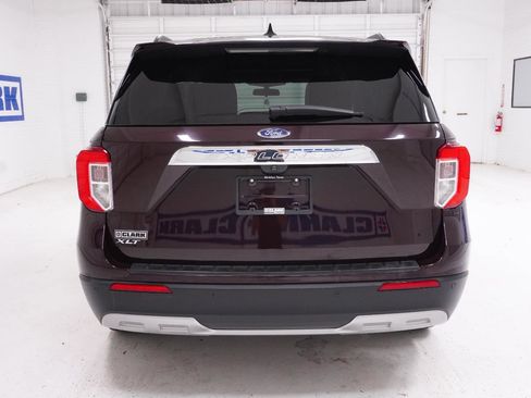 Used 2023 Ford Explorer XLT w/ Equipment Group 202A RWD image 6