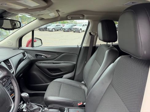 Used 2022 Buick Encore Preferred w/ Safety Package AWD/4WD image 10