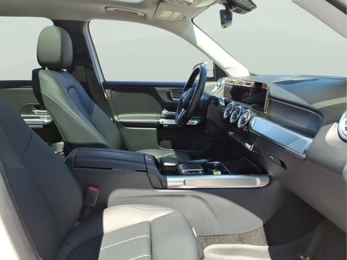 Certified 2023 Mercedes-Benz GLB 250 4MATIC image 10