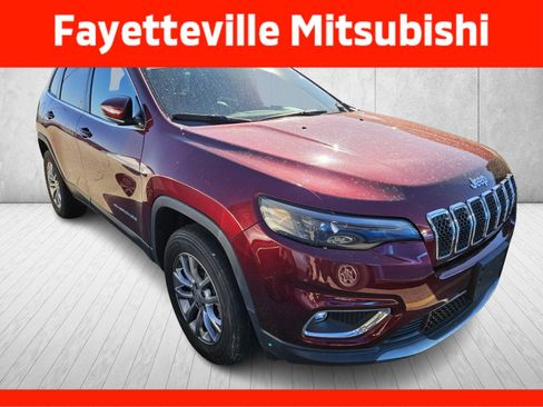 Used 2020 Jeep Cherokee Limited image 2