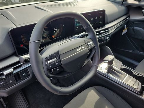 New 2026 Kia Sportage LX image 22