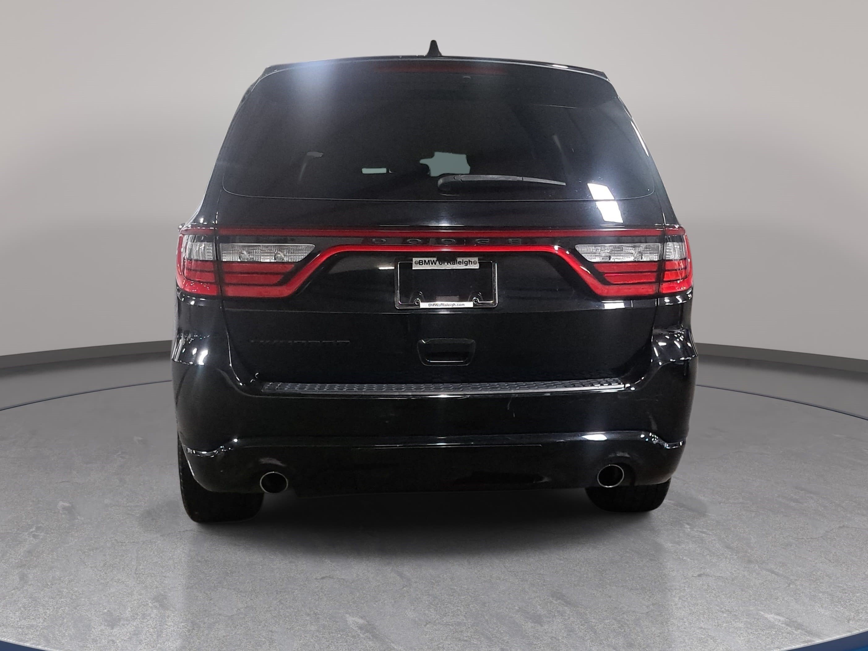 Used 2022 Dodge Durango SXT w/ Blacktop Package RWD image 6